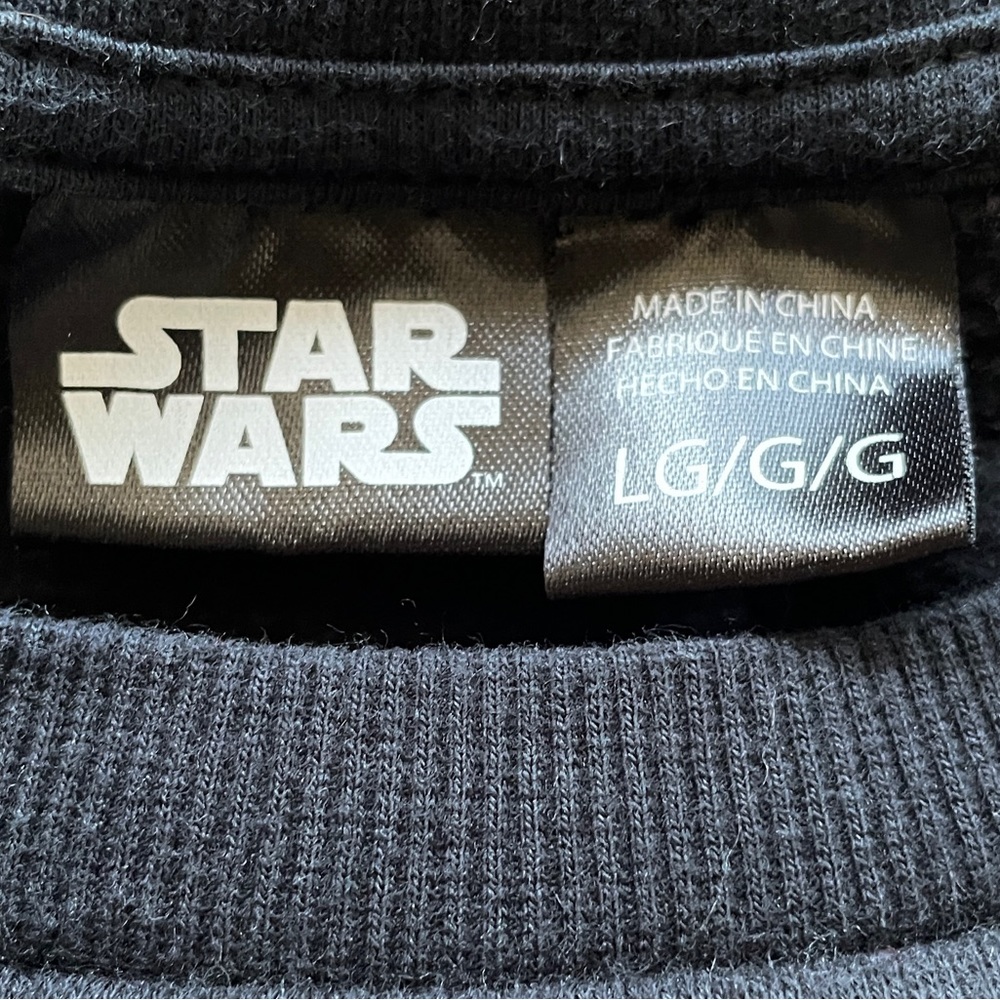 STAR WARS Sweatshirt Kids Boys Youth Large StormTrooper Glow in The Dark Black - Picture 3 of 5